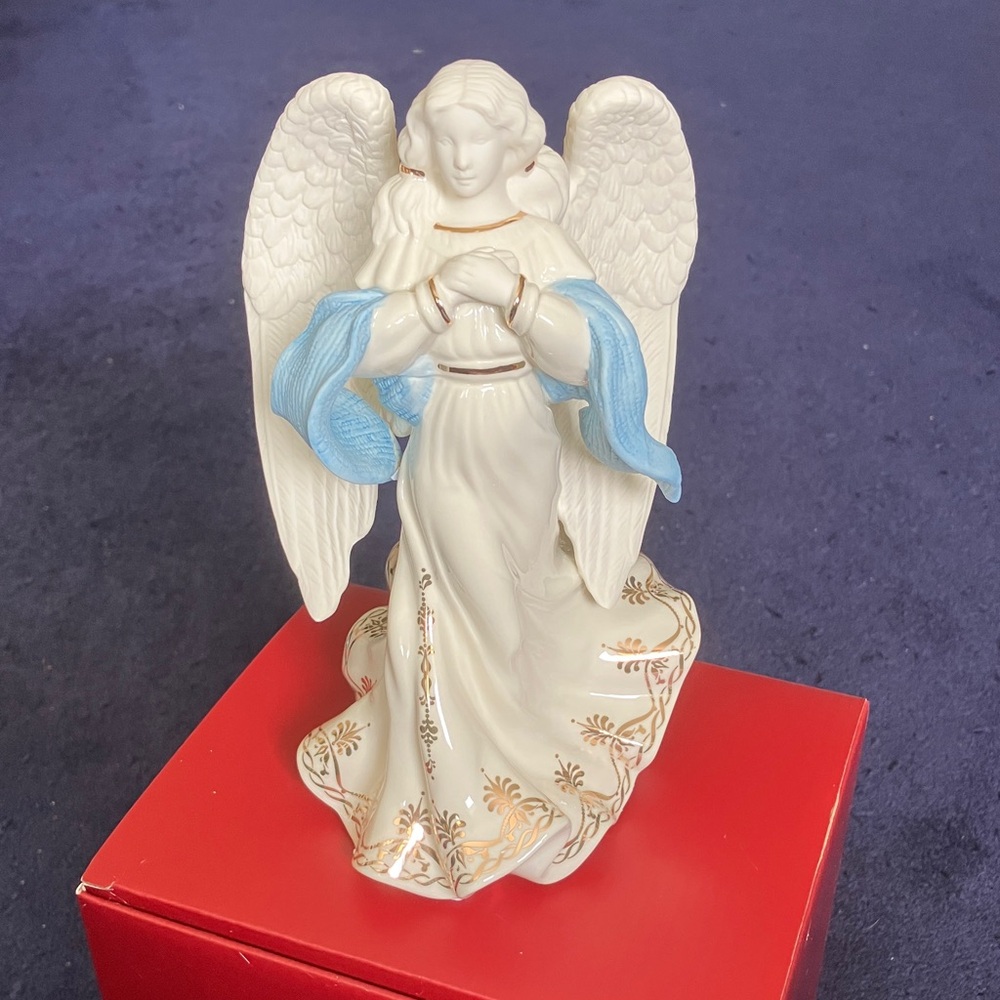 Lenox First Blessing Nativity Angel of Hope - BRAND NEW IN THE ORIGINAL BOX